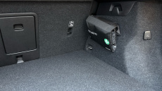 Volvo Xc40 2.0 B4P Inscription Pro 5dr Auto Petrol Estate